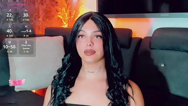 Snapshot of Emmaa_Saenz_ chatting on May 18, 11:21 pm Emmaa Saenz online show from May 18, 11:21 pm