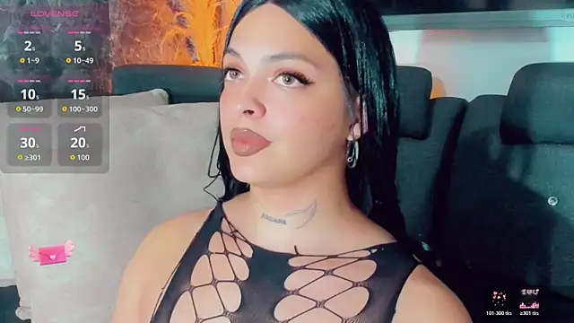 Snapshot of Emmaa_Saenz_ chatting on May 29, 10:08 pm Emmaa Saenz online show from May 29, 10:08 pm