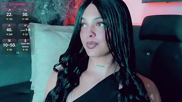 Snapshot of Emmaa_Saenz_ chatting on June 8, 1:28 am Emmaa Saenz online show from June 8, 1:28 am