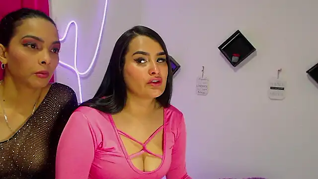 agatha lovee online show from December 1, 11:25 pm