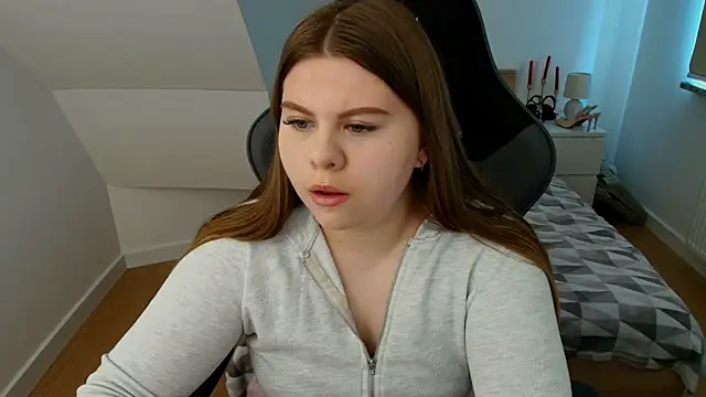 Snapshot of AbbyPleasure chatting on May 7, 10:09 am AbbyPleasure online show from May 7, 10:09 am
