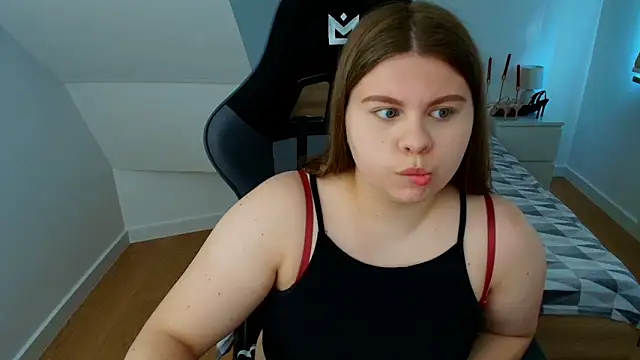 Snapshot of AbbyPleasure chatting on June 16, 1:14 pm AbbyPleasure online show from June 16, 1:14 pm