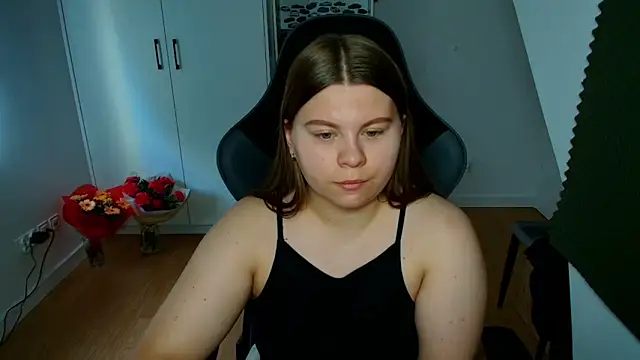 Snapshot of AbbyPleasure chatting on August 2, 9:52 am AbbyPleasure online show from August 2, 9:52 am