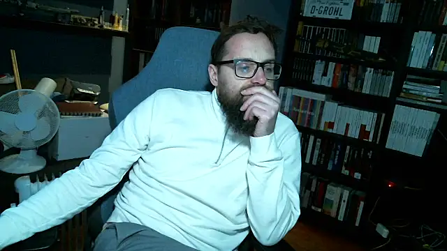 Snapshot of MeSteff chatting on December 29, 10:36 pm MeSteff online show from December 29, 10:36 pm