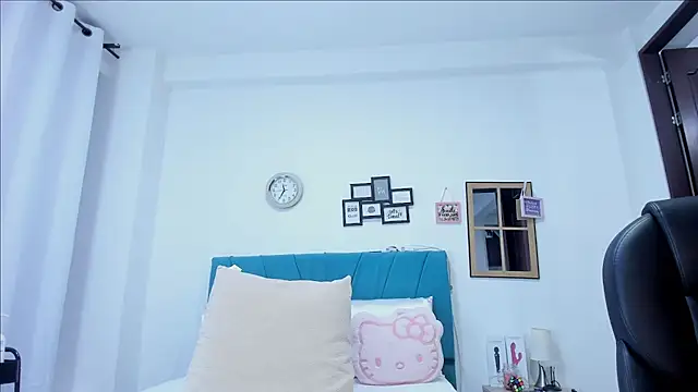 kamila lopez online show from March 1, 10:45 pm