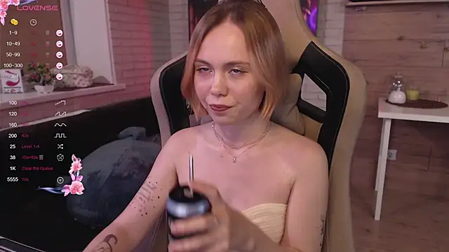 lucy mirror online show from September 17, 8:10 pm