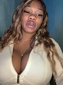 Snapshot of CharismaaBanx chatting on February 7, 6:03 am CharismaaBanx online show from February 7, 6:03 am