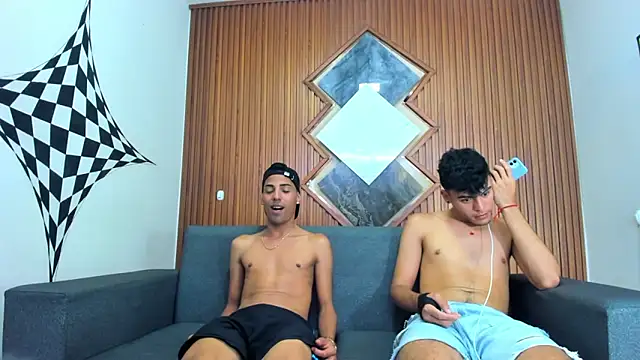 liam genner  online show from March 4, 1:34 am