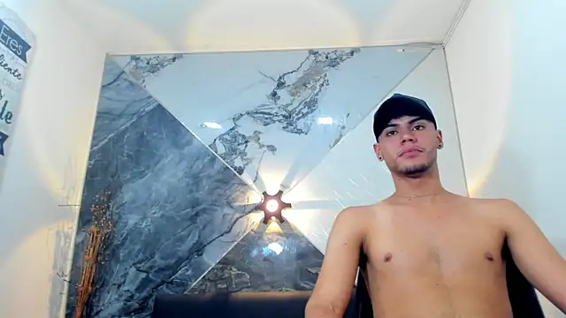 liam genner  online show from March 10, 1:56 am