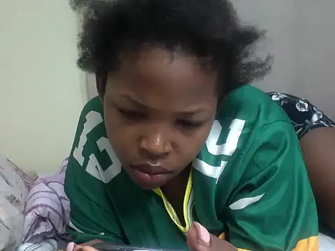 queen-sasha online show from November 17, 7:03 am