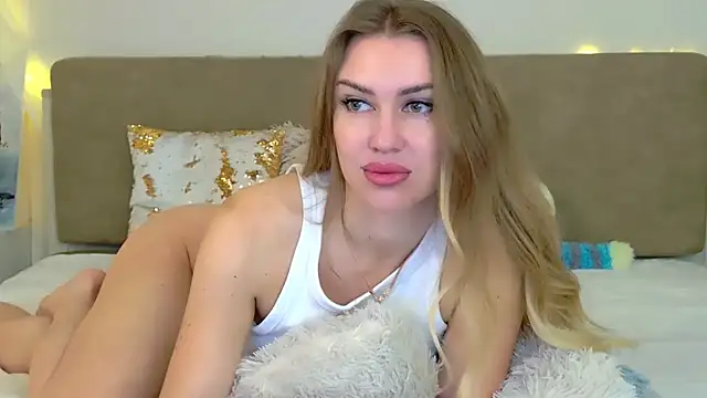 LuisaSin online show from March 17, 7:12 am