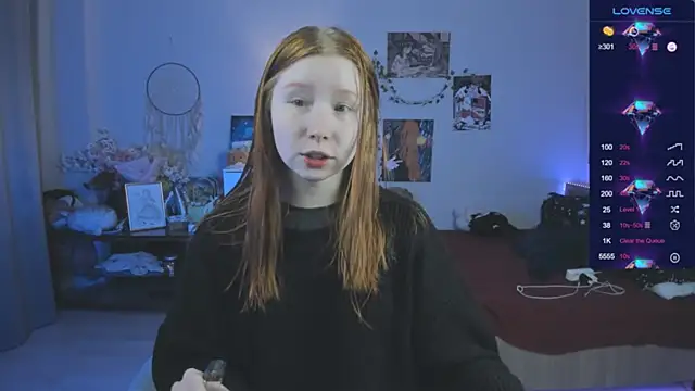 Snapshot of CallMeEffy1 chatting on December 21, 3:30 pm CallMeEffy1 online show from December 21, 3:30 pm