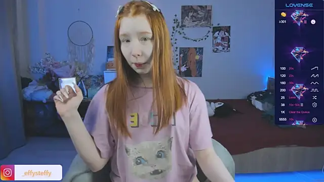 Snapshot of CallMeEffy1 chatting on January 14, 12:33 pm CallMeEffy1 online show from January 14, 12:33 pm