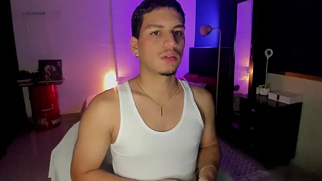 Curlblue online show from June 27, 1:54 am