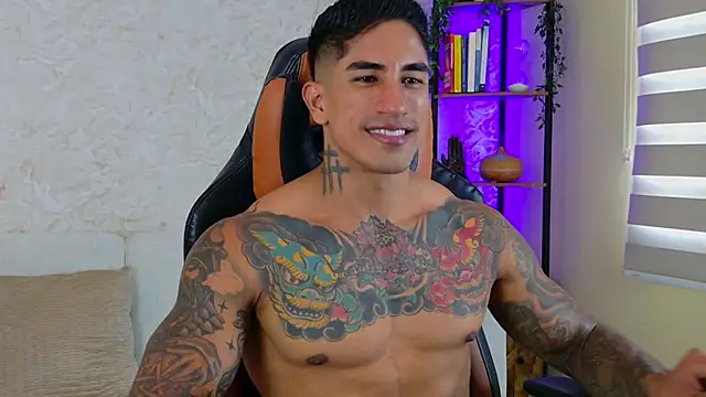 AdanReilly online show from February 20, 7:19 pm