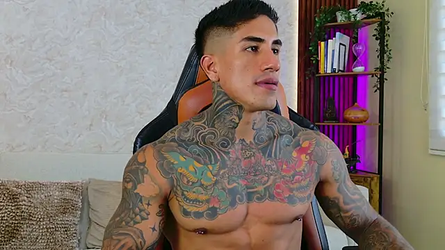 AdanReilly online show from October 22, 7:35 pm