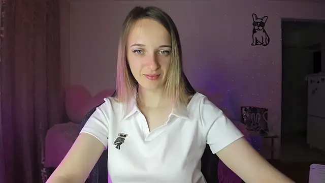 Snapshot of RouseReed chatting on May 25, 4:51 am RouseReed online show from May 25, 4:51 am