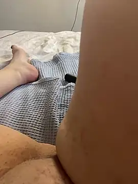 Ceyceys online show from March 12, 2:01 pm