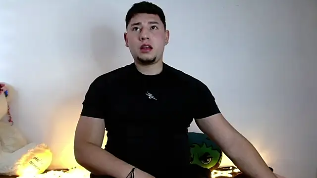 Snapshot of dap_XOXO chatting on December 17, 10:22 pm dap XOXO online show from December 17, 10:22 pm