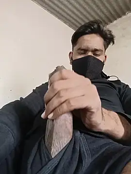 Snapshot of Pussy_lover_33 chatting on March 3, 7:25 am Pussy lover 33 online show from March 3, 7:25 am