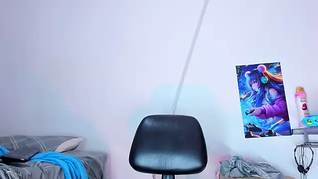 Emily Coper18 online show from March 3, 12:48 pm