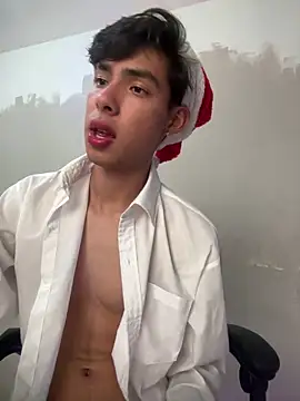 Snapshot of Jacotnk chatting on December 24, 9:11 pm Jacotnk online show from December 24, 9:11 pm