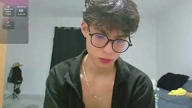 Snapshot of Jacotnk chatting on October 9, 4:32 am Jacotnk online show from October 9, 4:32 am