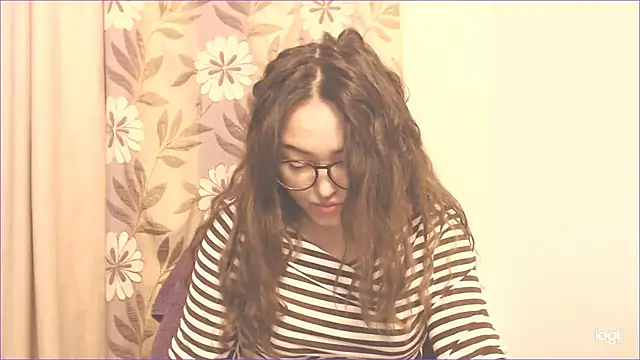 Snapshot of hrnyteacher chatting on January 31, 7:51 pm hrnyteacher online show from January 31, 7:51 pm