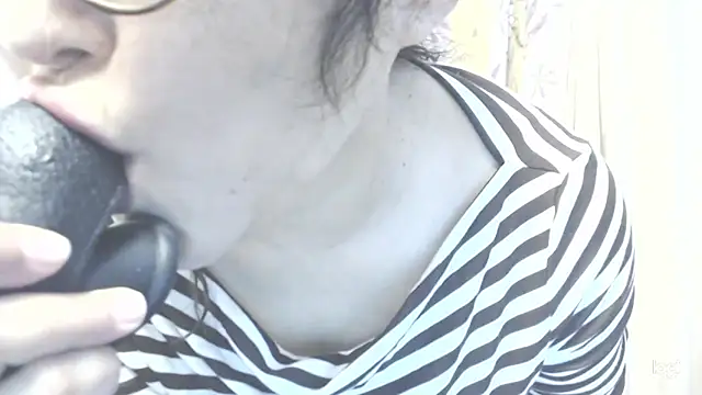 Snapshot of hrnyteacher chatting on February 28, 8:28 pm hrnyteacher online show from February 28, 8:28 pm