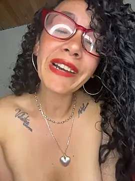 Snapshot of JULYSEX1 chatting on May 11, 4:04 pm JULYSEX1 online show from May 11, 4:04 pm