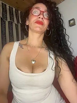 Snapshot of JULYSEX1 chatting on May 20, 9:48 am JULYSEX1 online show from May 20, 9:48 am