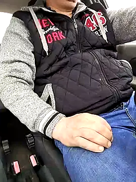 Snapshot of Sarpe84 chatting on January 25, 7:17 am Sarpe84 online show from January 25, 7:17 am