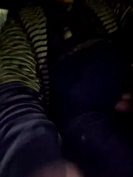 Snapshot of Sarpe84 chatting on February 6, 4:03 pm Sarpe84 online show from February 6, 4:03 pm