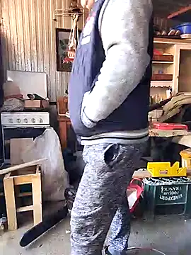 Snapshot of Sarpe84 chatting on February 23, 11:44 am Sarpe84 online show from February 23, 11:44 am