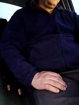 Snapshot of Sarpe84 chatting on February 27, 4:41 am Sarpe84 online show from February 27, 4:41 am