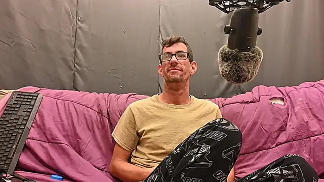 joeiandola online show from September 25, 3:49 pm