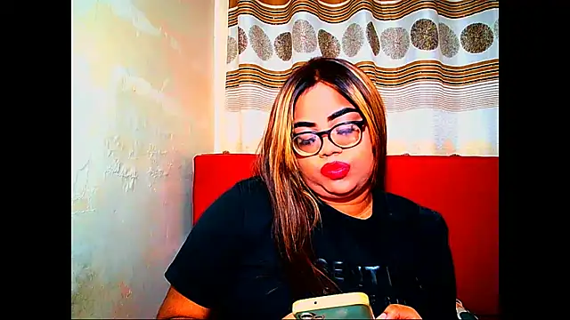 Indian Lola00 online show from May 7, 5:51 pm