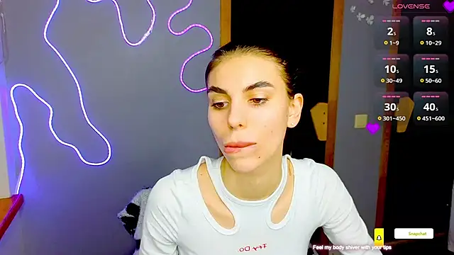 Snapshot of EmmyGreans chatting on February 4, 3:57 pm EmmyGreans online show from February 4, 3:57 pm