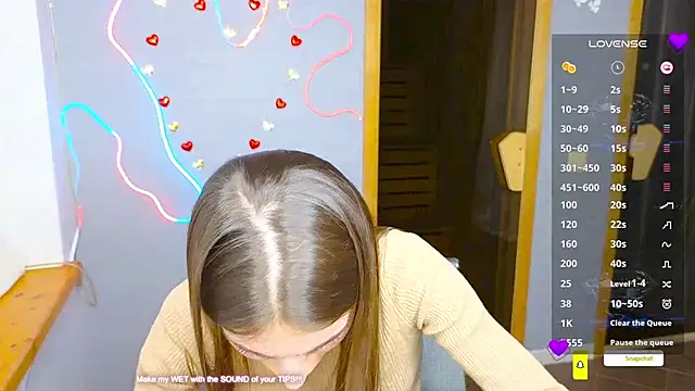 Snapshot of EmmyGreans chatting on February 12, 3:49 pm EmmyGreans online show from February 12, 3:49 pm