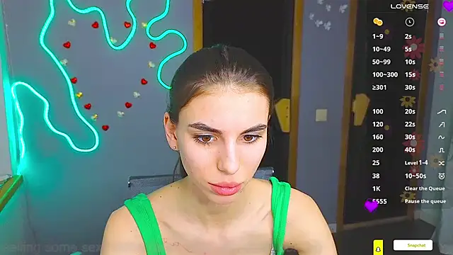 Snapshot of EmmyGreans chatting on February 28, 4:20 pm EmmyGreans online show from February 28, 4:20 pm