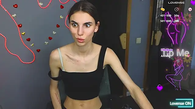 Snapshot of EmmyGreans chatting on March 6, 12:41 pm EmmyGreans online show from March 6, 12:41 pm