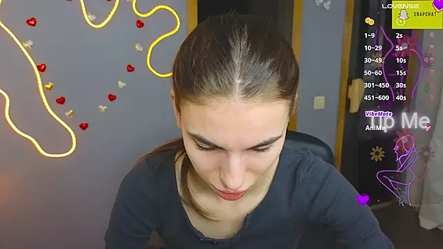 Snapshot of EmmyGreans chatting on March 17, 6:29 am EmmyGreans online show from March 17, 6:29 am