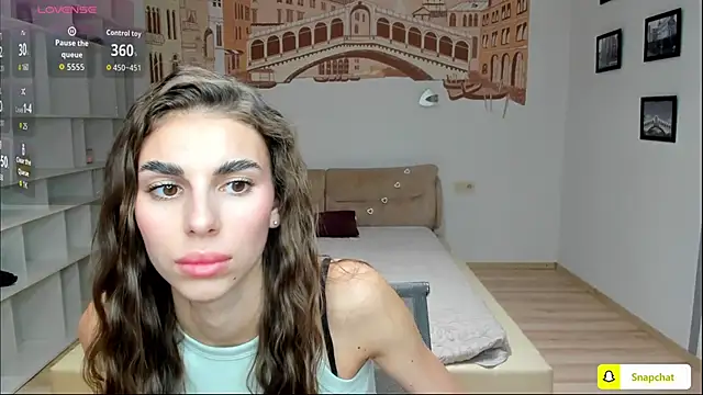 Snapshot of EmmyGreans chatting on October 9, 12:03 pm EmmyGreans online show from October 9, 12:03 pm