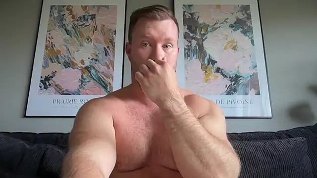 Snapshot of swekingxx chatting on May 26, 8:21 am swekingxx online show from May 26, 8:21 am