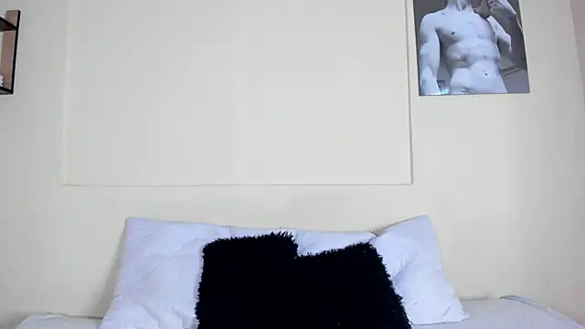 Snapshot of MagnusKing_ chatting on June 11, 3:37 am MagnusKing online show from June 11, 3:37 am
