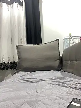 Bella Anjoss online show from July 1, 1:07 am