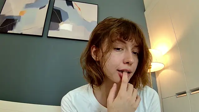 Snapshot of sun_place chatting on February 1, 4:56 am sun place online show from February 1, 4:56 am