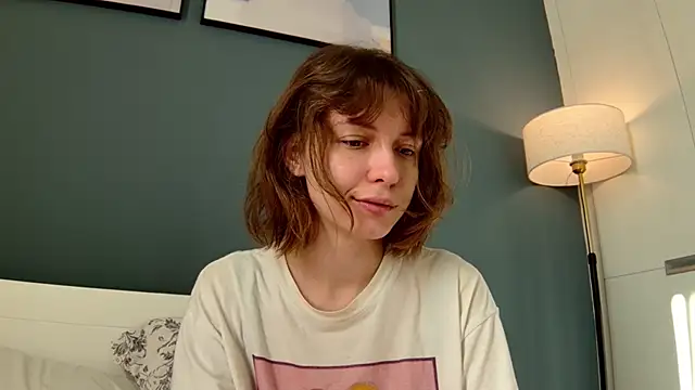 Snapshot of sun_place chatting on February 5, 1:15 am sun place online show from February 5, 1:15 am