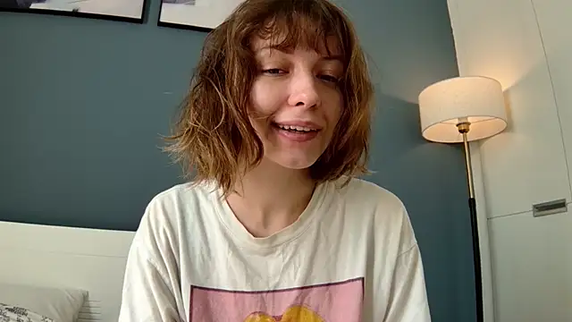 Snapshot of sun_place chatting on February 6, 2:33 am sun place online show from February 6, 2:33 am