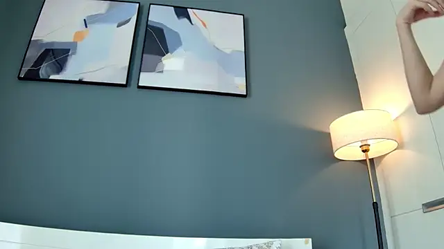 Snapshot of sun_place chatting on February 7, 4:27 am sun place online show from February 7, 4:27 am